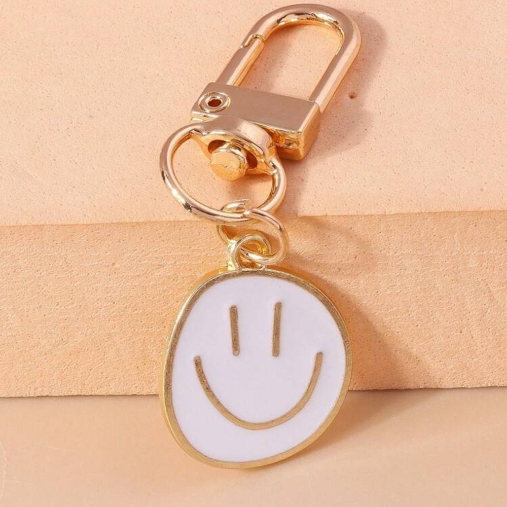 Smiley accessory keychain trendy